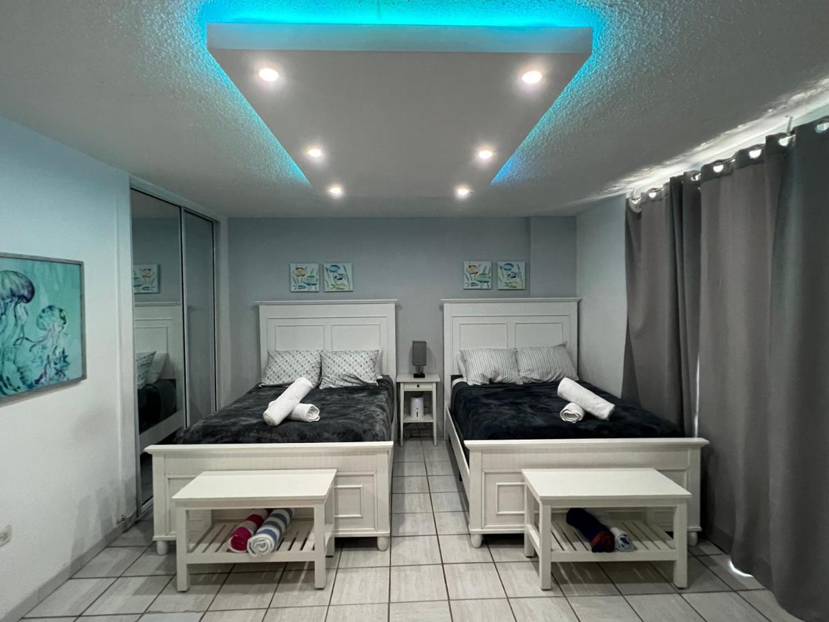 Isla Verde Puerto Rico, Two Full Beds 圣胡安 外观 照片